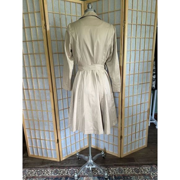 ZEAGOO women’s beige slim, double breasted trench coat with tie waist - Picture 3 of 10